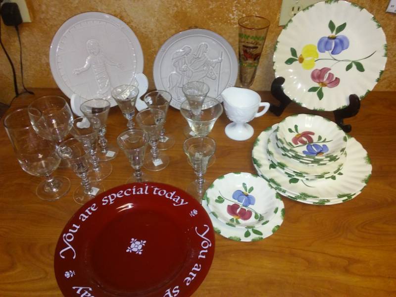 lot 43 image: Large collection vintage glassware and dishes Frankoma plates and more.