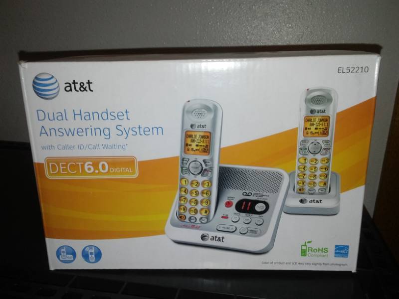 lot 46 image: AT&T dual handset answering system phones