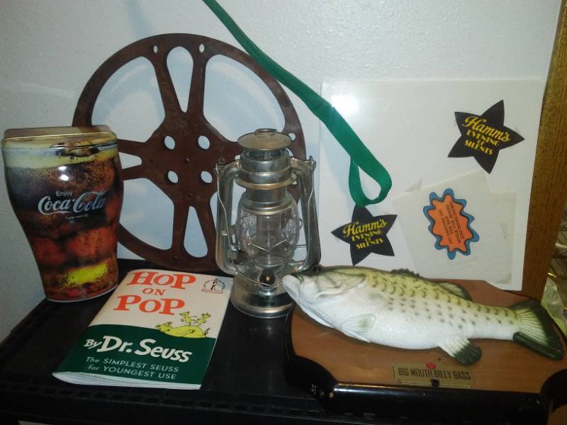 lot 55 image: Coca-Cola, Billy Bass, Dr. Seuss, Vintage film reel & more