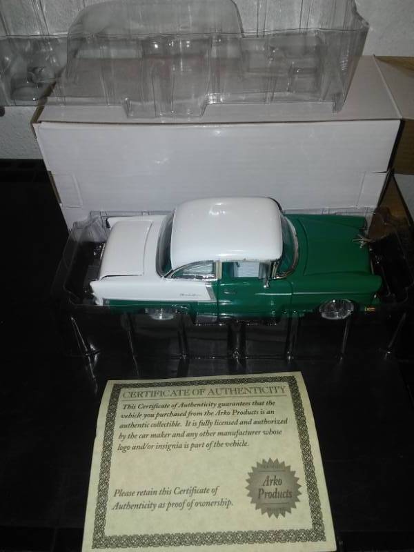lot 61 image: 1955 Chevy Bel Air, 132 scale