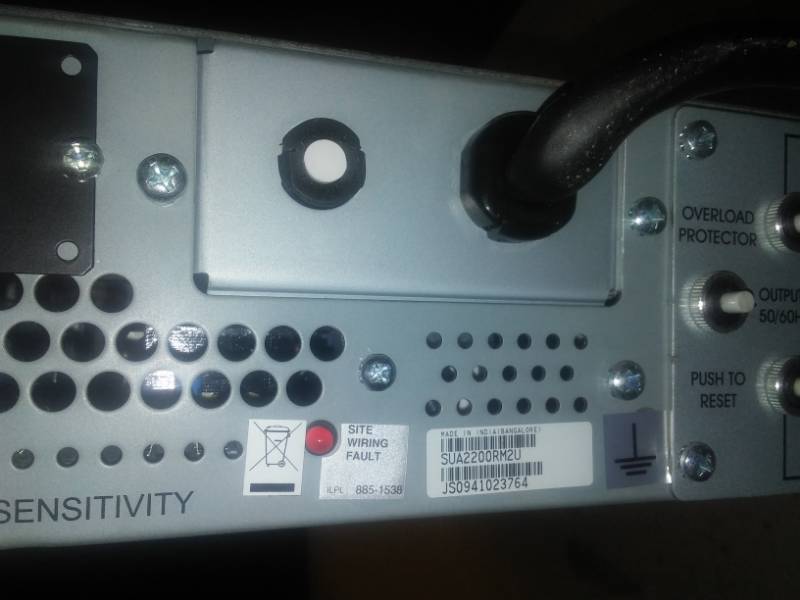 lot 107 image: Backup battery power, model SUA 2200 RM2U.