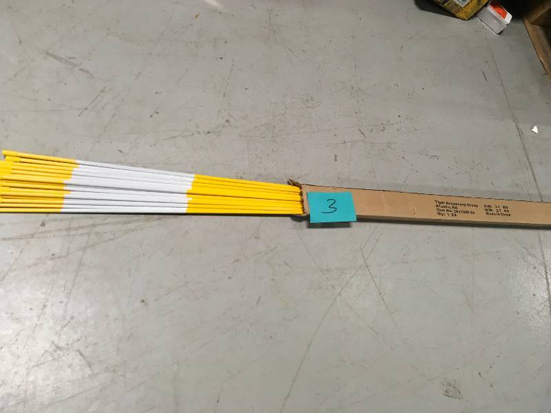 lot 3 image: Blazer International 48 in. Yellow Reflective Driveway Marker (24-Pack) in good condition