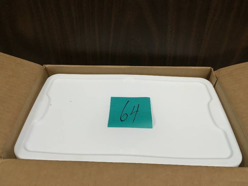 lot 66 image: Homz 6 Qt. Storage Box in Clear Plastic with white Lids