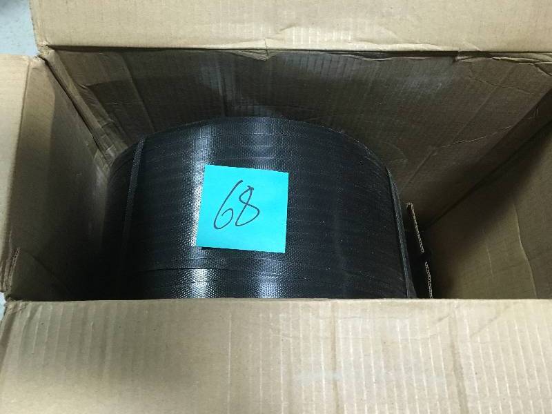 lot 68 image: Pratt Retail Specialties 9000 ft. x 12 in. 400 lb. Polypropylene Hand Strapping Black New