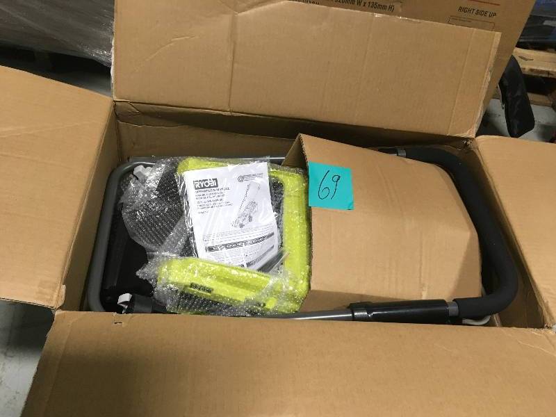lot 69 image: Ryobi 13 in. 11 Amp Corded Electric Walk Behind Push Mower in Good Condition