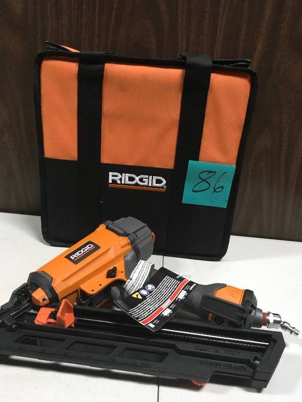 lot 86 image: Ridgid 15-Gauge 2-12 in. Angled Finish Nailer in Good Condition