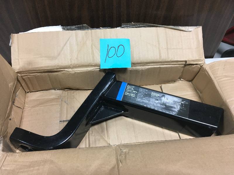 lot 100 image: Reese Towpower Hitches 7-34 Mounting Hole 1-14 in Good Condition