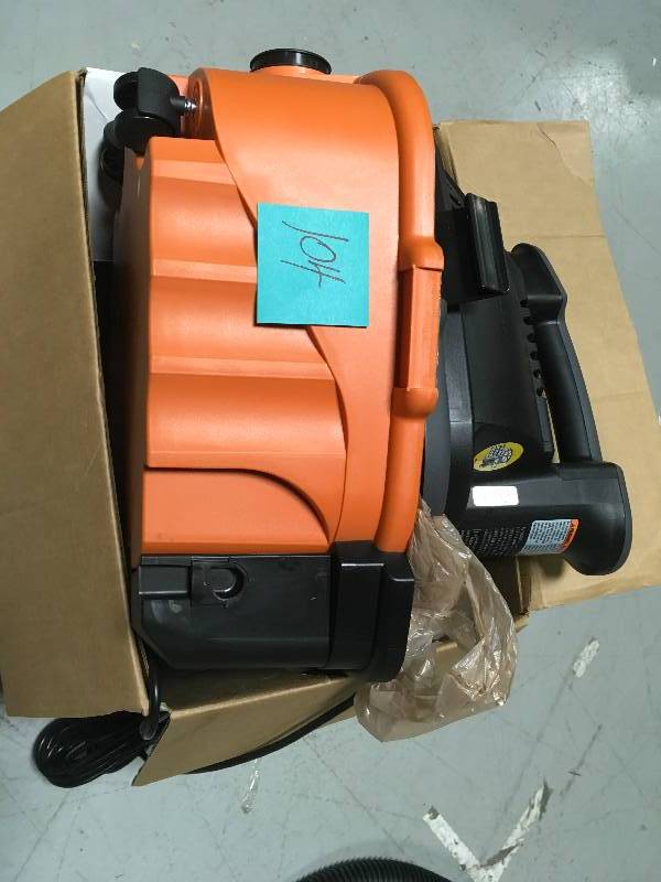 lot 104 image: Ridgid 4 Gal. 5.0-Peak HP Portable WetDry Vacuum in working conditions whit damage in one wheel