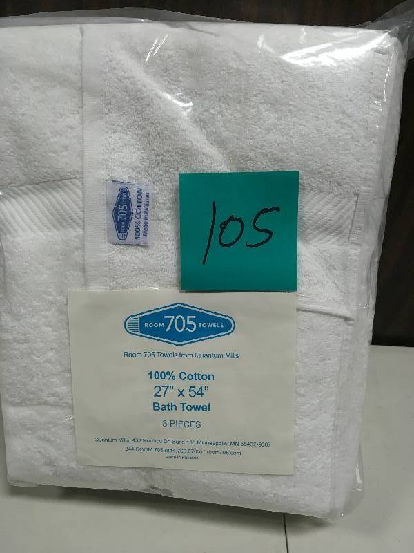 lot 105 image: Room 705 Bath Towel set of 3 in Good condition New