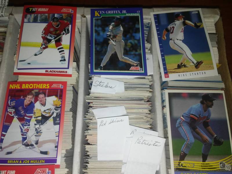 lot 49 image: 5000 cards, 2000  MLB, 1,000  NFL and more