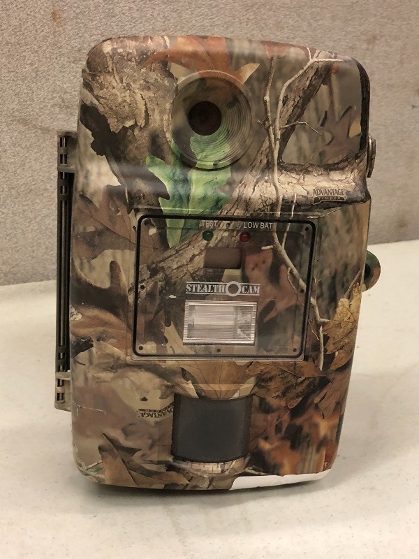 lot 24 image: Stealth-Cam Battery Powered Game Ca...