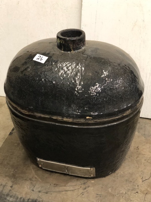 lot 26 image: Primo Grill XL Ceramic Shell Grill ...