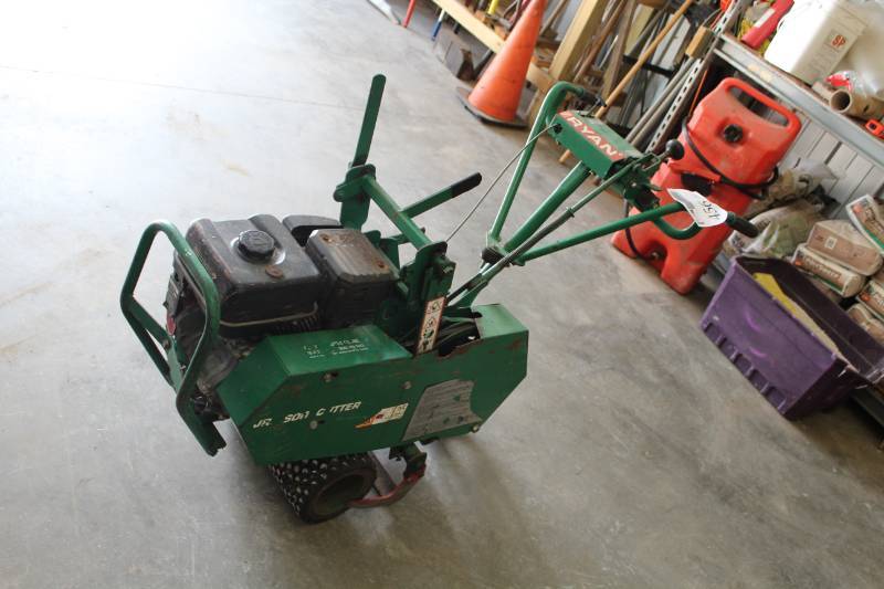 lot 456 image: 1996 Ryan 18in. Jr. Sod Cutter