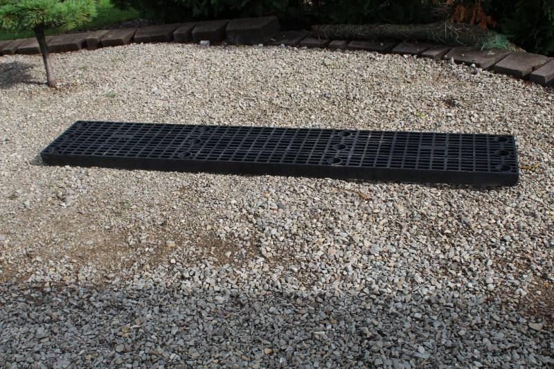 lot 476 image: Lot of (3) Plastic Shelf Racking
