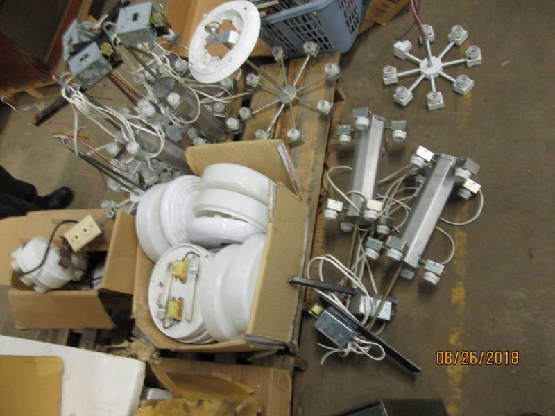 lot 11 image: Lighting fixtures.  Incandescent an...