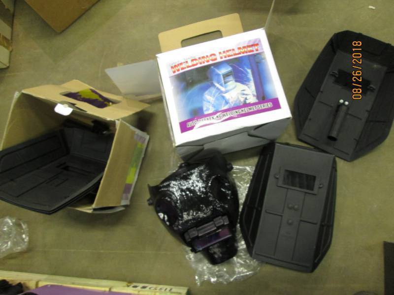 lot 13 image: Lot of welding masks, new...