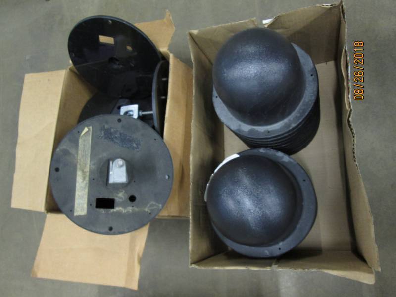 lot 14 image: Approximately 20 pics of motion sen...