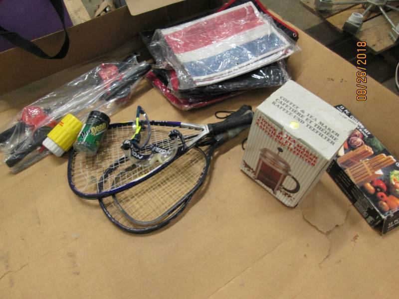 lot 17 image: Racquet Ball Rackets, rack balls, r...