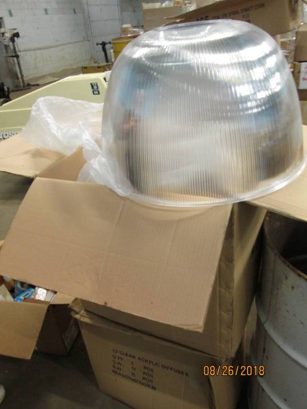 lot 20 image: Acrylic 22 domes and 16 acrylic...
