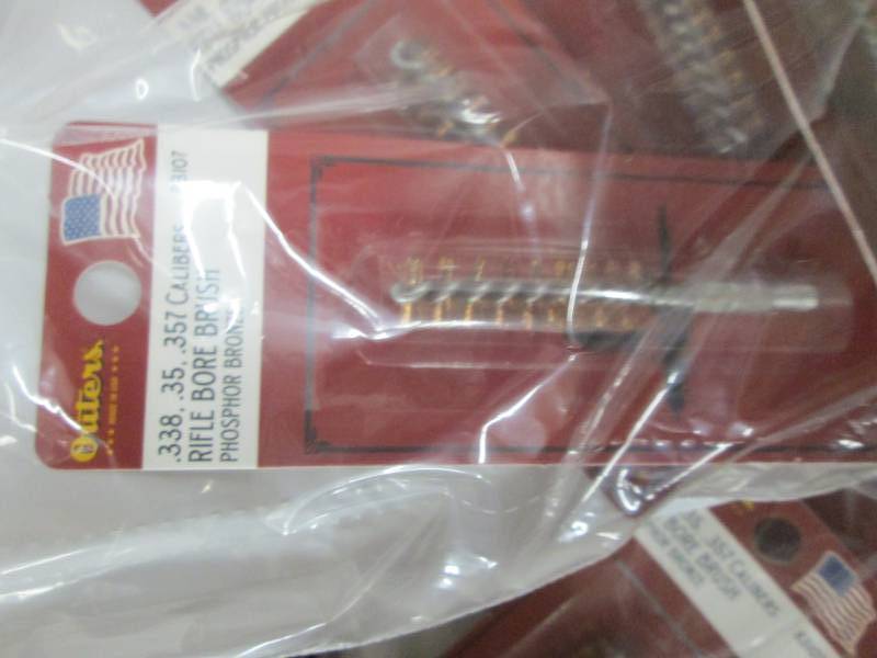 lot 292 image: Lot of 36 Outers Outers .338 - .375 Caliber Rifle Bronze Bore Brush (8-32 Threads) Retail $5.07ea