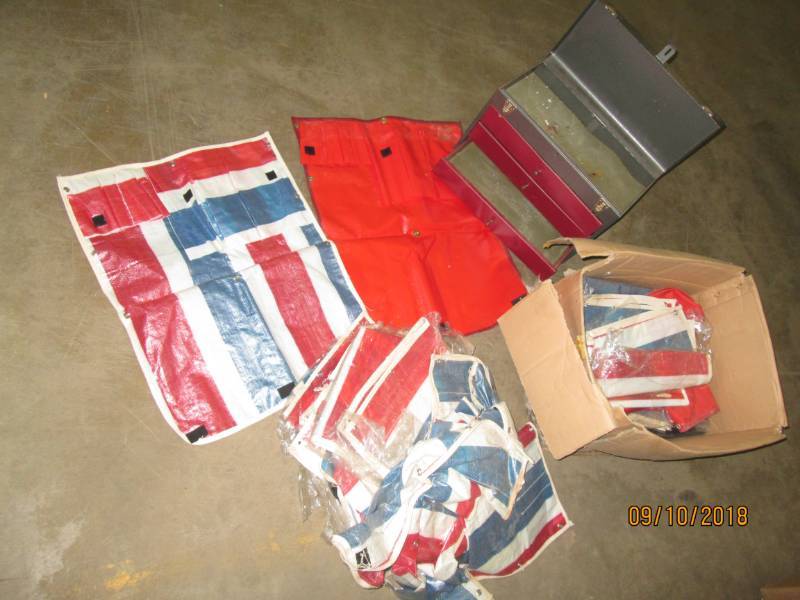 lot 58 image: Lot of bucket tool holders and a me...
