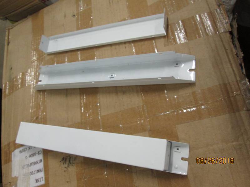 lot 4 image: Steel powder coated snap together h...