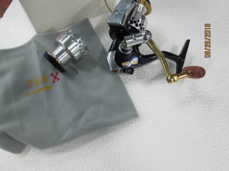 lot 7 image: Victory Spinning reels for fishing....