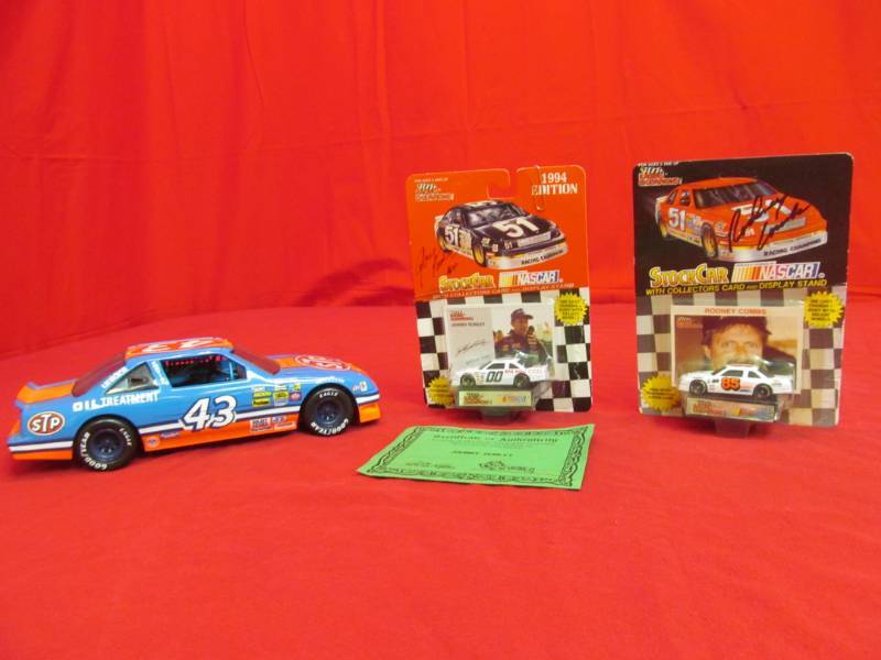 lot 8 image: collectable racing Champions stock cars