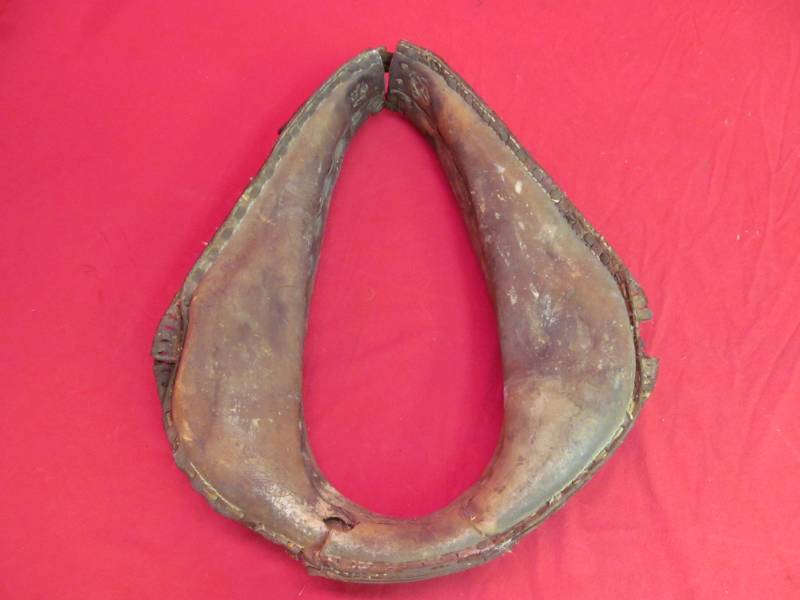 lot 35 image: vintage horse collar