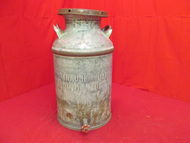 lot 52 image: vintage creammilk can