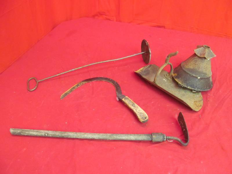 lot 65 image: farm tools