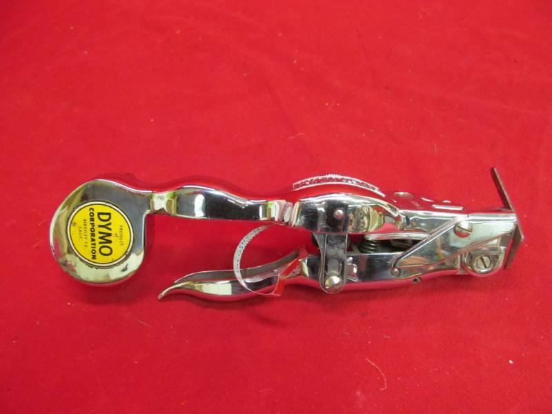 lot 113 image: label maker