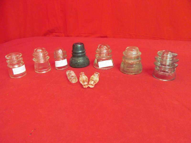lot 122 image: insulators