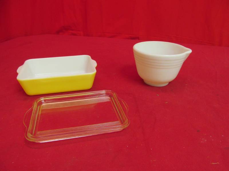 lot 178 image: Pyrex