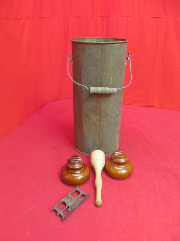 lot 184 image: ceramic insulators