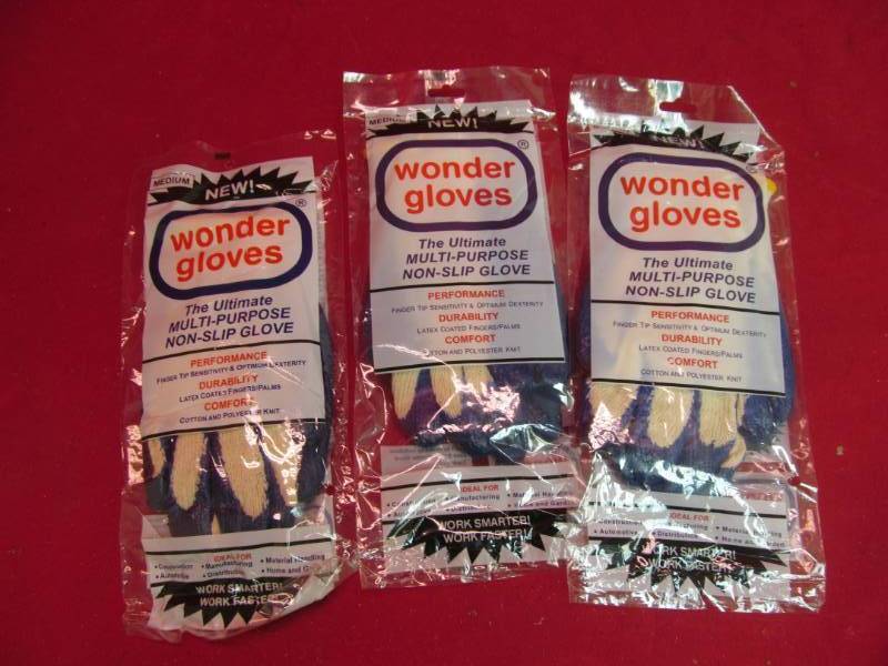 lot 187 image: gloves