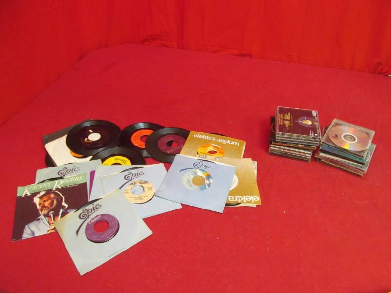 lot 188 image: 45 RPM albums