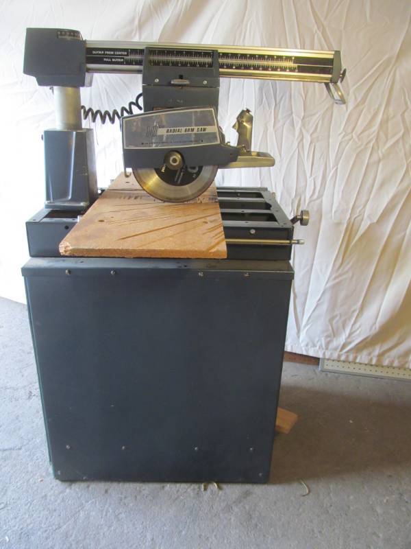 lot 222 image: tools