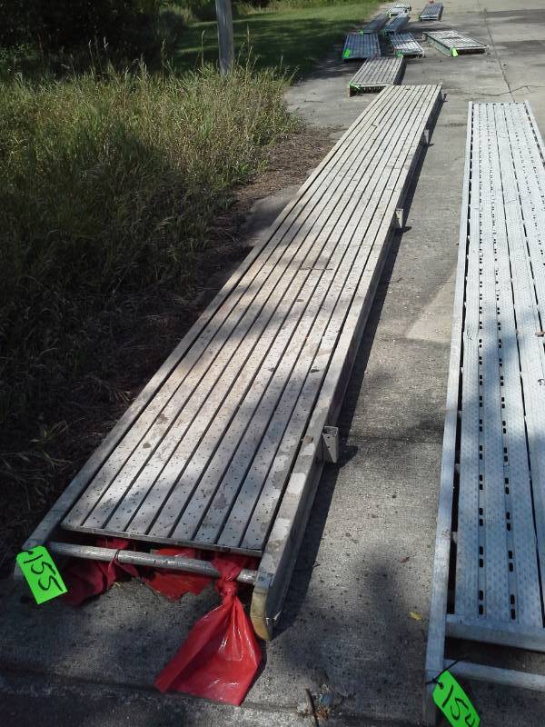 lot 155 image: Werner Aluminum Plank - 28