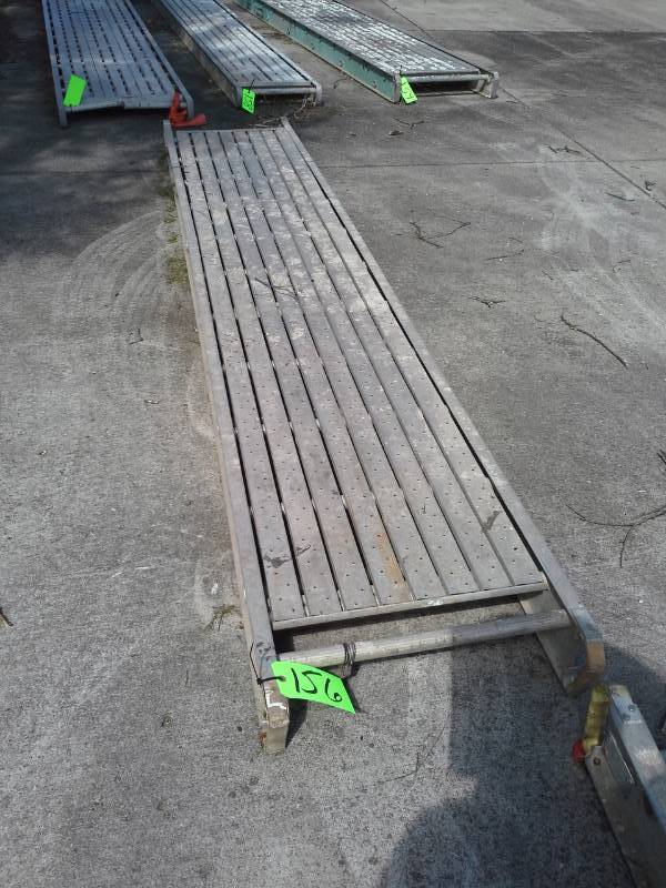 lot 156 image: Advance Aluminum Plank - 24