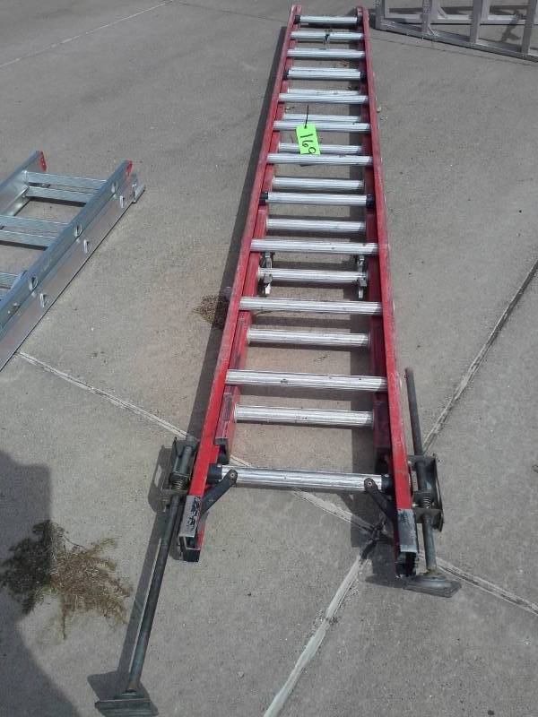 lot 169 image: Werner 24 Fiberglass Extension Ladder