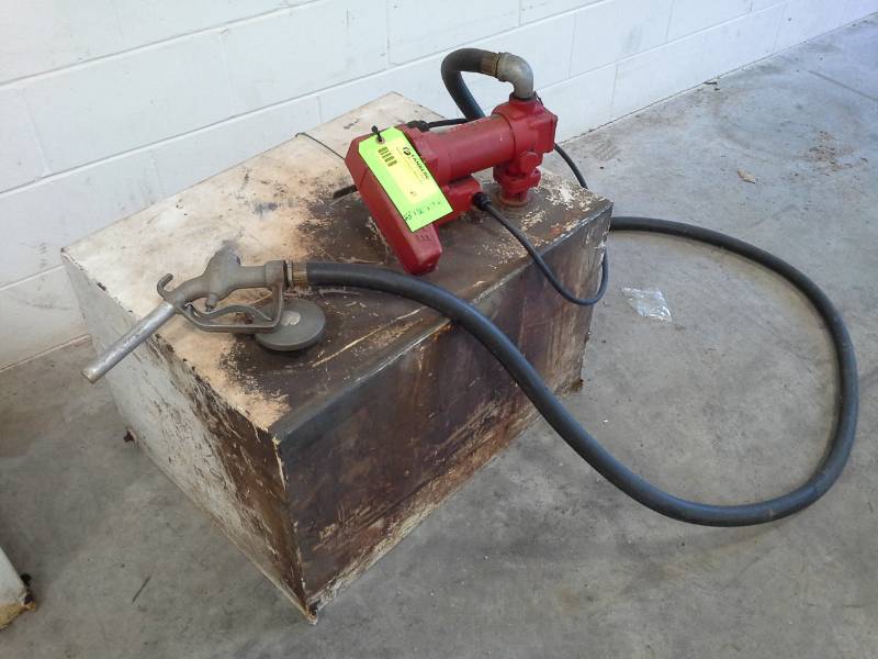 lot 20 image: Tradesman RST-55 Fuel Tank with Pump