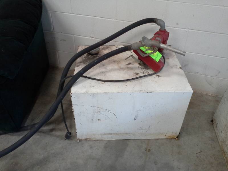 lot 22 image: Tradesman RST-55 Fuel Tank with Pump