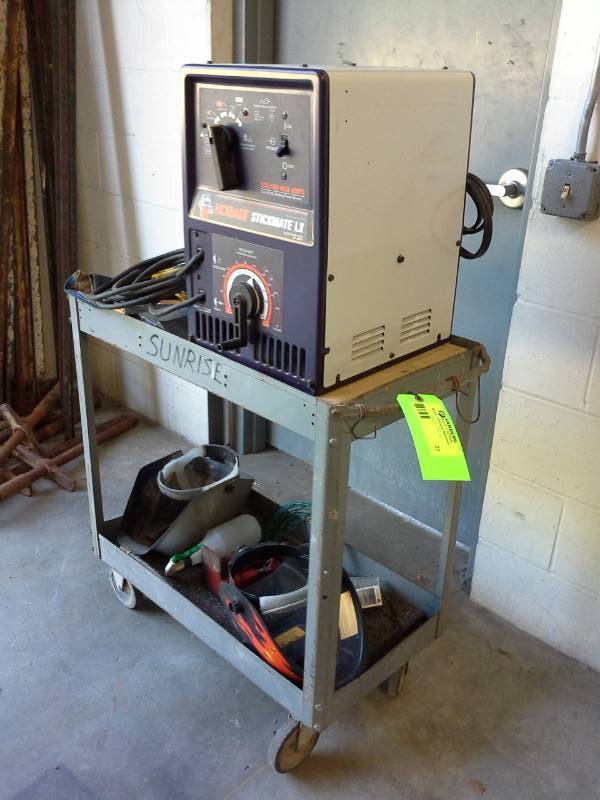 lot 30 image: Hobart Stickmate LX Welder with Cart