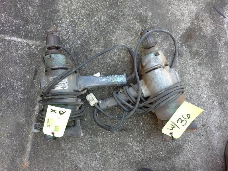 lot 36 image: Pair of Heavy Duty Black & Decker Drills