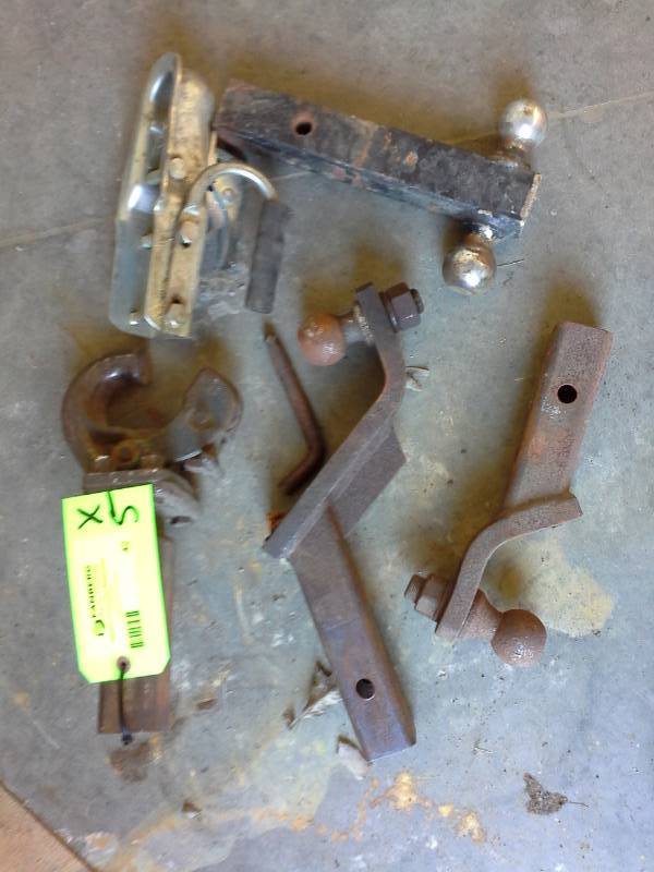 lot 42 image: Receiver Hitch Lot