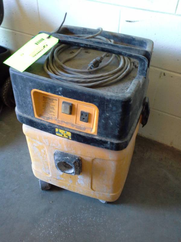 lot 62 image: Wasp Turbo 10 Gallon Vacuum