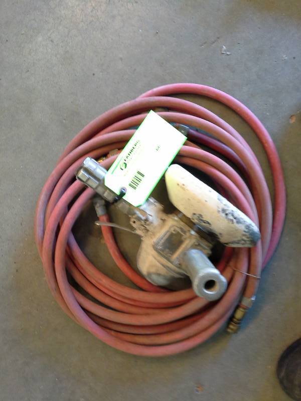 lot 66 image: TC Services Co Top Cat Air Saw
