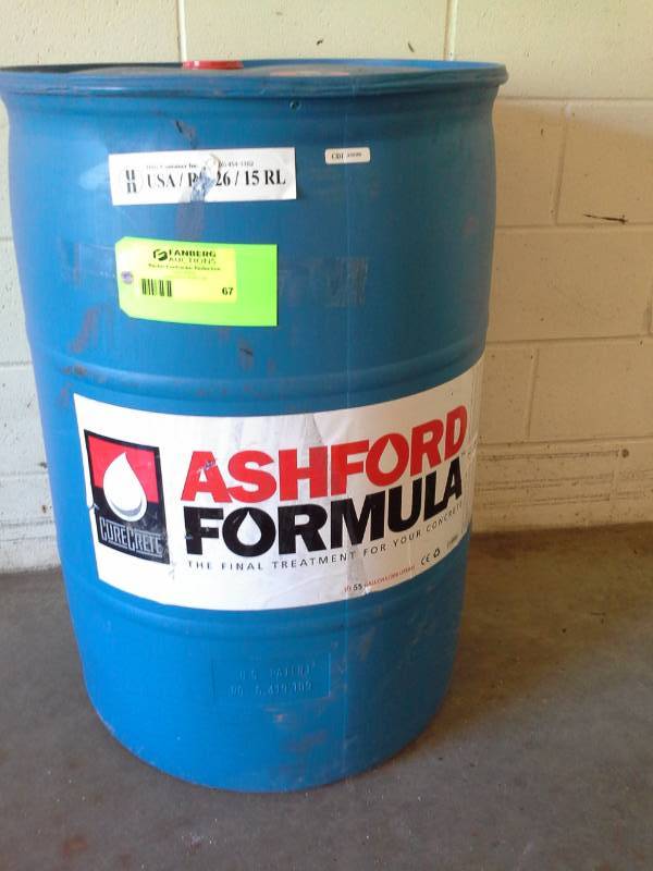 lot 67 image: 55 Gallons of Ashford Formula Liquid Hardener