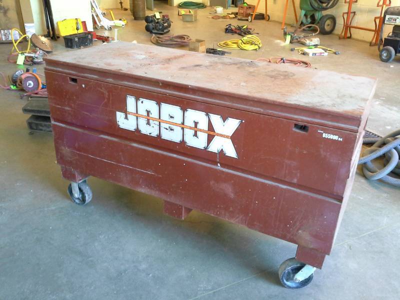 lot 74 image: Jobox 655990 R4 Gang Box